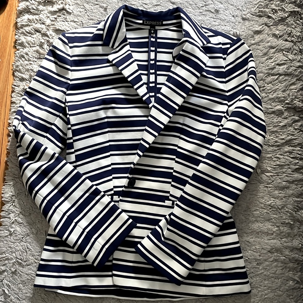 Sz M stretch blazer 💙🤍